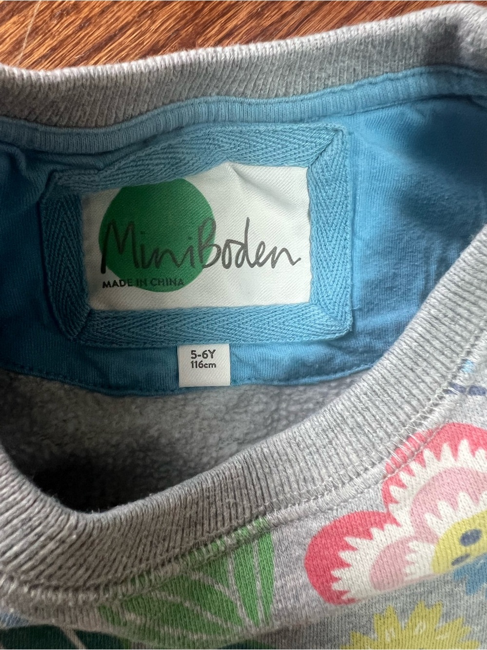 Mini Boden Gray Sweatshirt with Bright Floral Print size 5-6